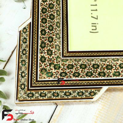قاب عکس خاتم مناسب برای اندازه 30*21 سه گل گوشه دار