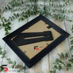قاب عکس 18*13 کد 330با نمای سه سانت و حال دار با رنگ مشکی