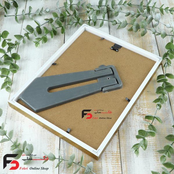 قاب عکس 21*16 کد 209 با نمای یک سانت با رنگ طلایی