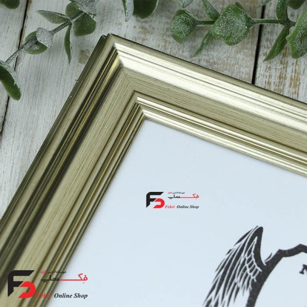 قاب عکس 20*30 کد 330با نمای سه سانت و حالت دار با رنگ بژ