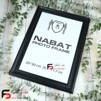 قاب عکس 20*30 کد 330با نمای سه سانت و حالت دار با رنگ مشکی