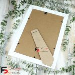 قاب عکس 20*30 کد 330با نمای سه سانت و حالت دار با رنگ سفید