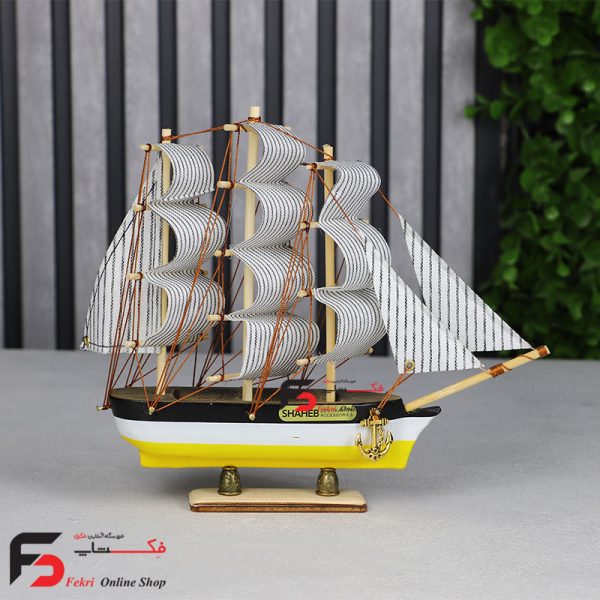 کشتی چوبی شاهب سایز کوچک در سه رنگ زرد و قهوه ای و آبی