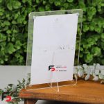 قاب عکس مگنتی از جنس پلکسی با ابعاد 15*10 سانتی متر