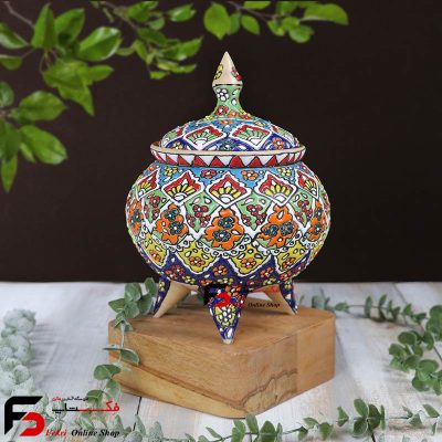 شکلات خوری سه پایه مینا کاری سفال